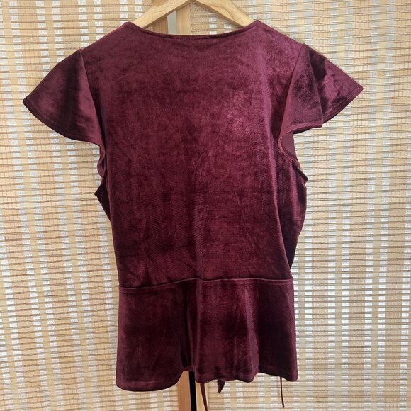 Banana Republic Burgundy Velvet Wrap Top W/ Flutter Sleeves Size S - Picture 8 of 8